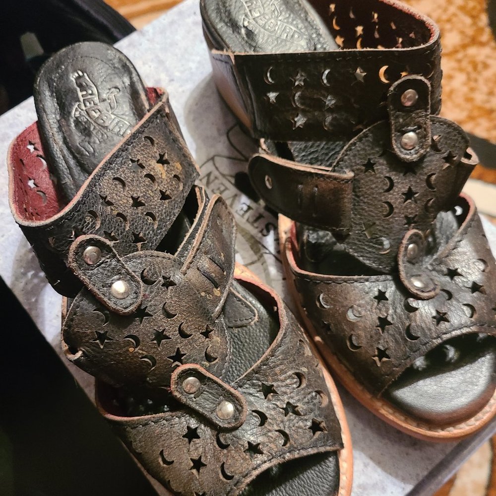 Freebird sandals